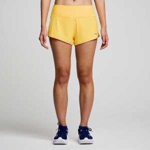 Yellow Women's Saucony Outpace 2.5" Split Shorts | SG-UFEKG