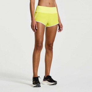 Yellow Women's Saucony Outpace 2.5" Split Shorts | SG-FIHNA