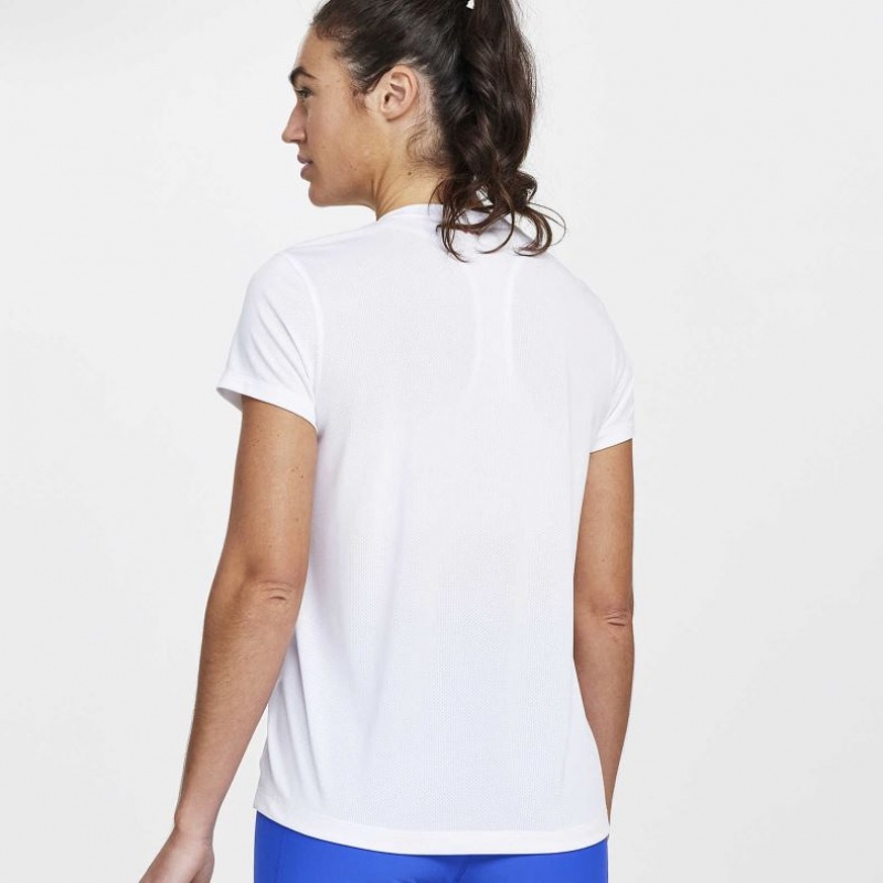 White Women's Saucony Stopwatch Short Sleeve T-Shirt | SINGAPORE-SXNAT